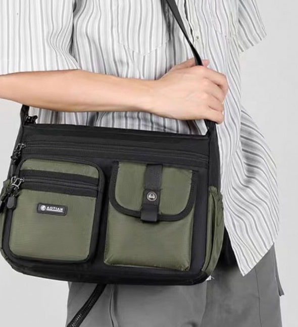26001 Discover our stylish and practical shoulder bags – perfect for your everyday